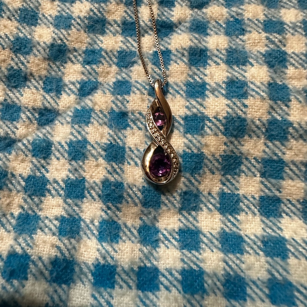 All pretty - Picture 9 of 10